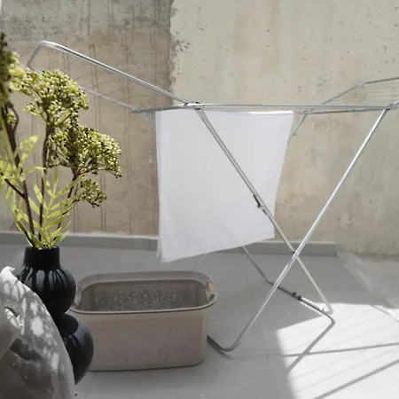 To Stenaki Lejlighed