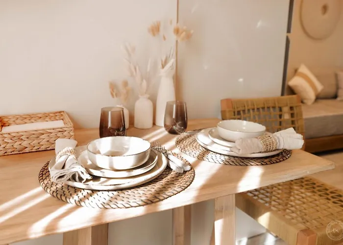 To Stenaki * Kálymnos